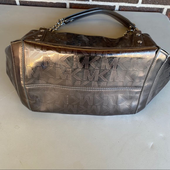 Large Silver Michael Kors Purse - Picture 4 of 10